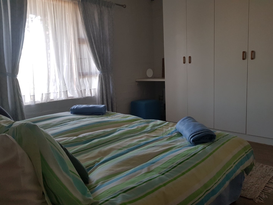 To Let 2 Bedroom Property for Rent in High Riding Country Estate Western Cape